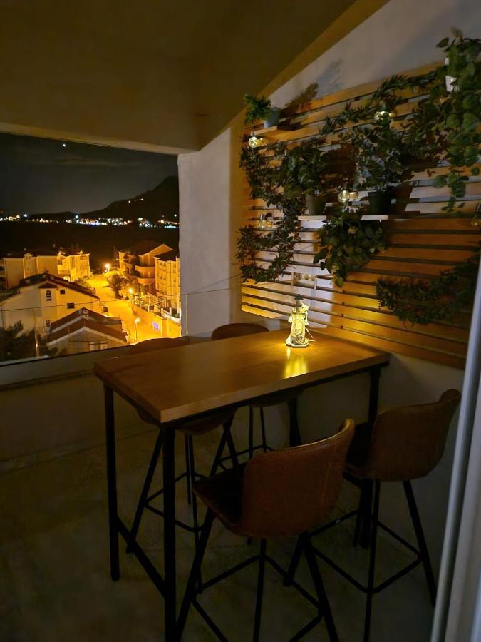 Ferienwohnung Amazing Sea View Omiš Exterior foto
